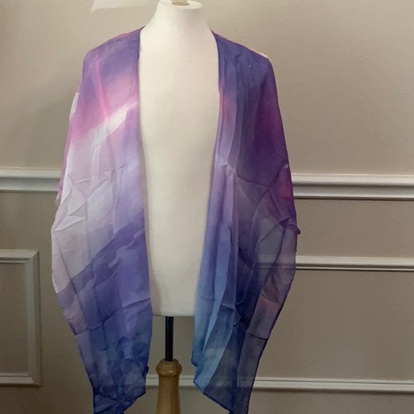Lisa Blue PEGASUS Cape - Lavender/Pink multi - Picture 2 of 15
